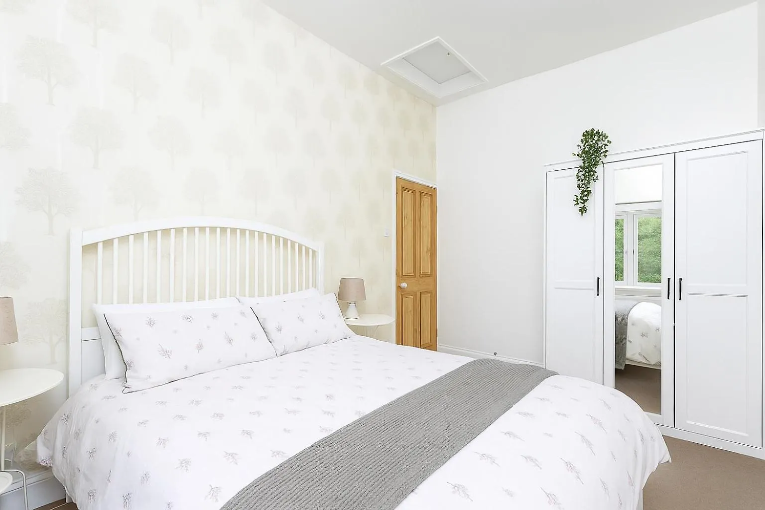 Alt-Stay Calder Canal Wakefield - Semi-Rural, Near M1 J41 And Wakefield Centre - Parking & Wi-Fi - Contractors, Pets & Long Stays Welcome 0*,  Ηνωμένο Βασίλειο